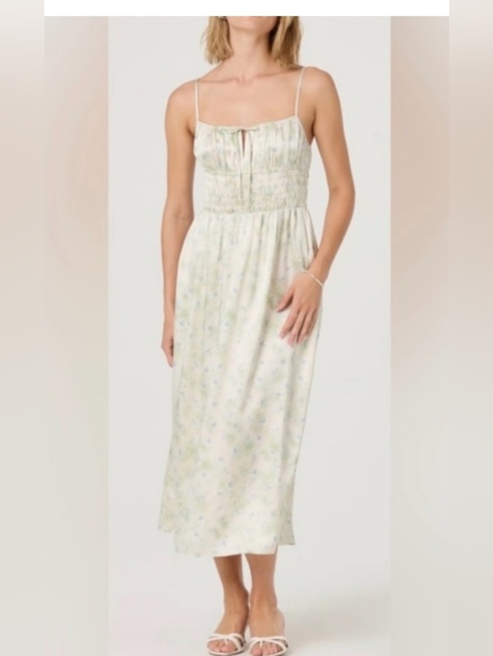 Size. M  ASTR.  Smocked Midi Sundress in Soft Floral Cream